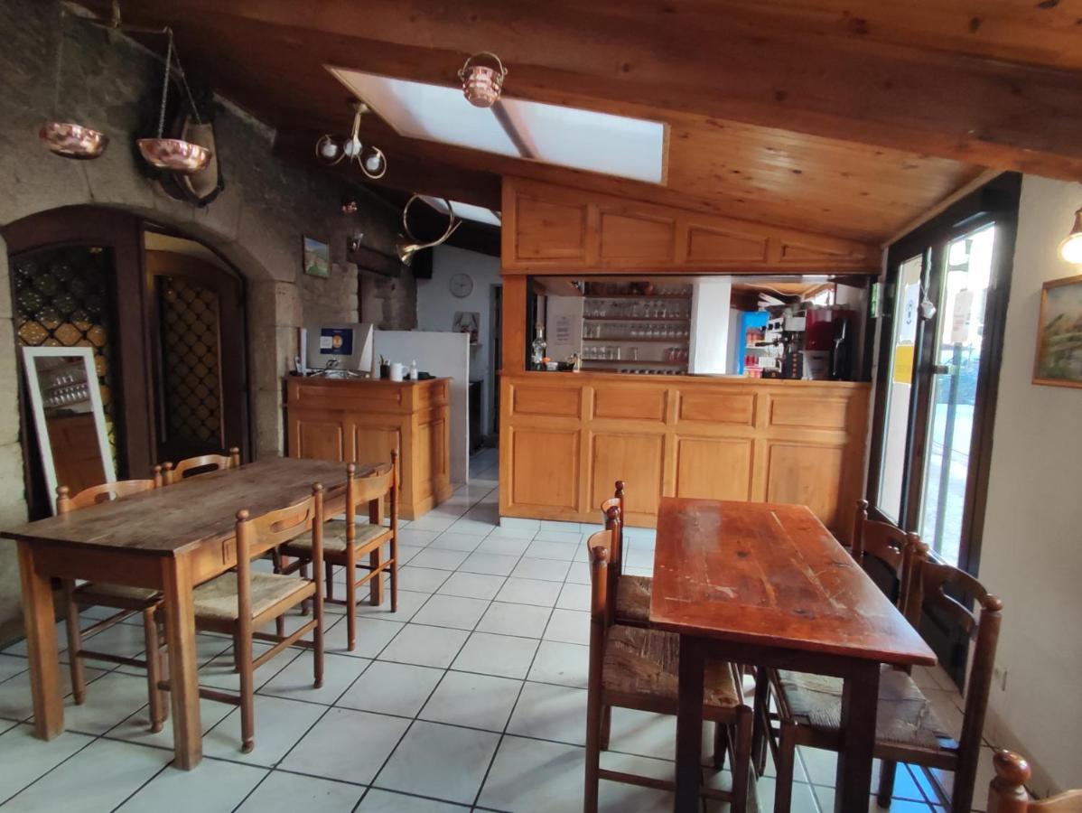 Auberge Lou Jas Soleilhas Eksteriør billede